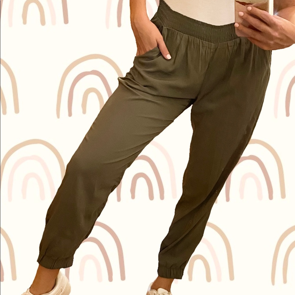 American Eagle Joggers